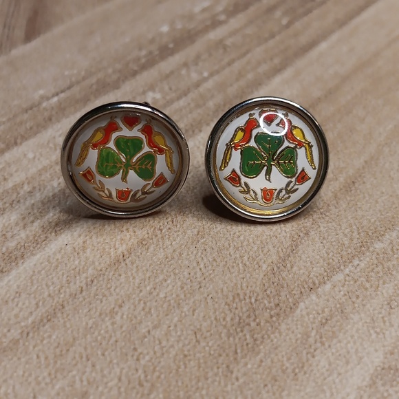 Vintage St. Patrick's dutch hex sign screwback earrings - Picture 1 of 2